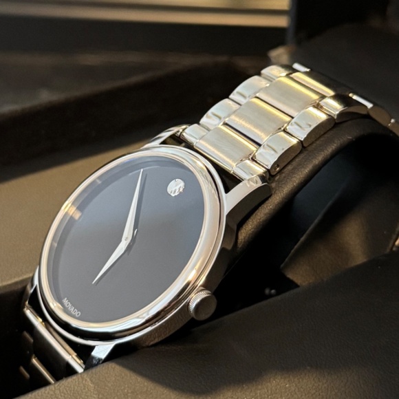 🎁⏱️ NWT Movado Museum Classic Men's Watch | Black Dial |Stainless Steel - NEW - Picture 3 of 5